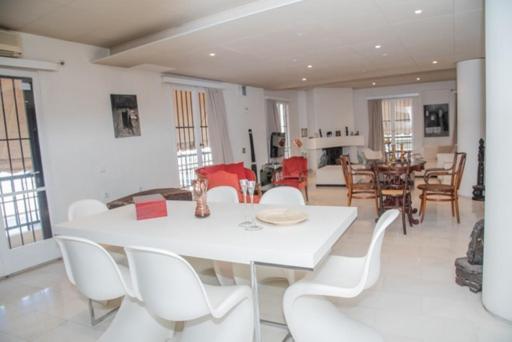 Theodore'S Maisonette Next To The Metro Station Athens Ngoại thất bức ảnh