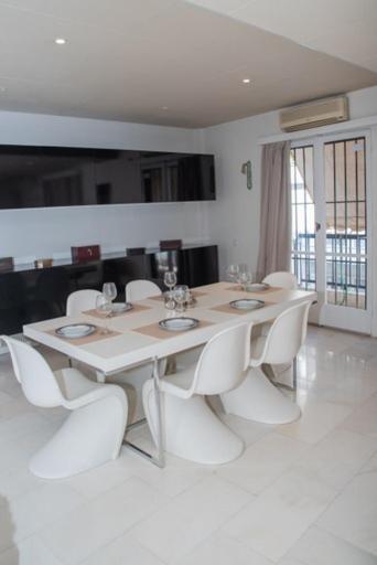 Theodore'S Maisonette Next To The Metro Station Athens Ngoại thất bức ảnh