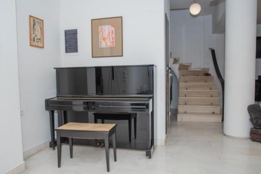 Theodore'S Maisonette Next To The Metro Station Athens Ngoại thất bức ảnh